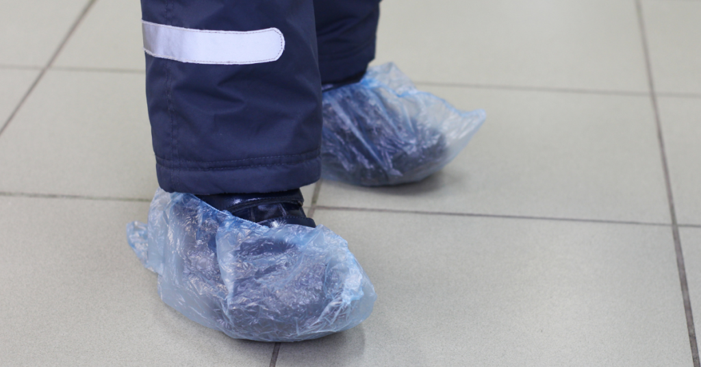 safety shoes and pe shoe covers