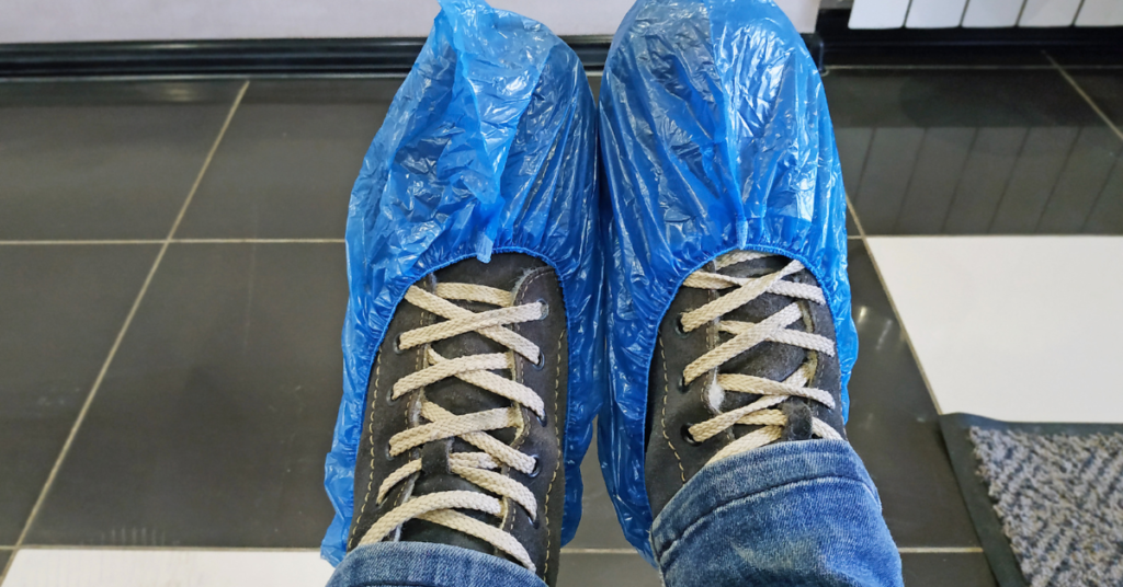 pe shoe covers